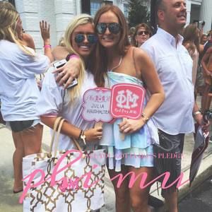 Meet your Posher, Julia